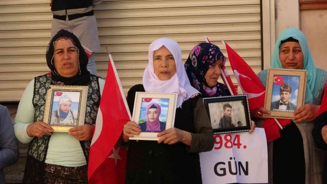Evlat Nöbetindeki Ailelerden Tüm Türkiye’ye Çağrı