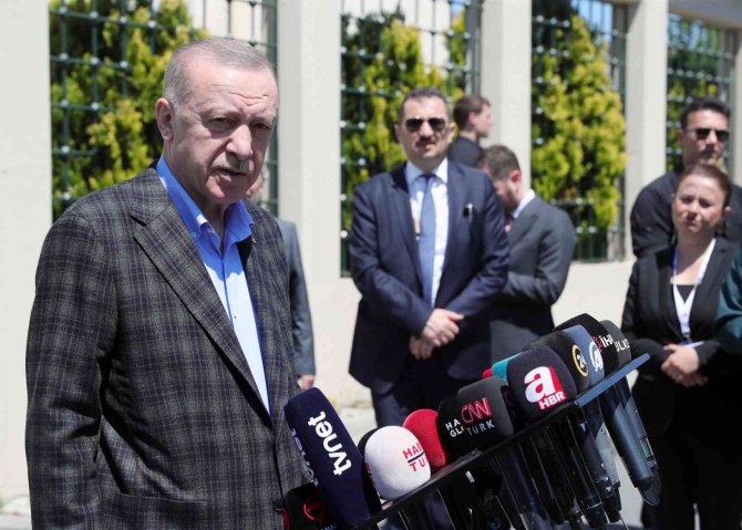Cumhurbaşkanı Erdoğan: “Şu Anda İ̇sveç Ve Finlandiya İle İlgili Gelişmeleri Takip Ediyoruz Ama Olumlu Düşünce İçinde Değiliz”