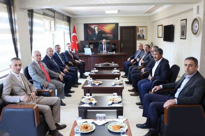 Mülkiye Başmüfettişliğine Atanan Vali Güner’den Veda Ziyaretleri
