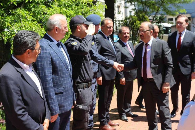 Mülkiye Başmüfettişliğine Atanan Vali Güner’den Veda Ziyaretleri