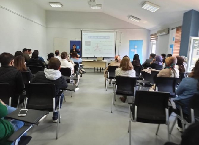 Öğrencilere Kariyer Planlaması Anlatıldı