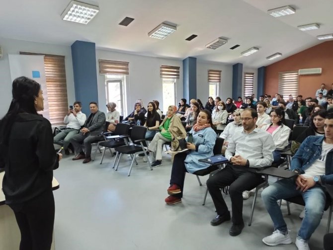 Öğrencilere Kariyer Planlaması Anlatıldı