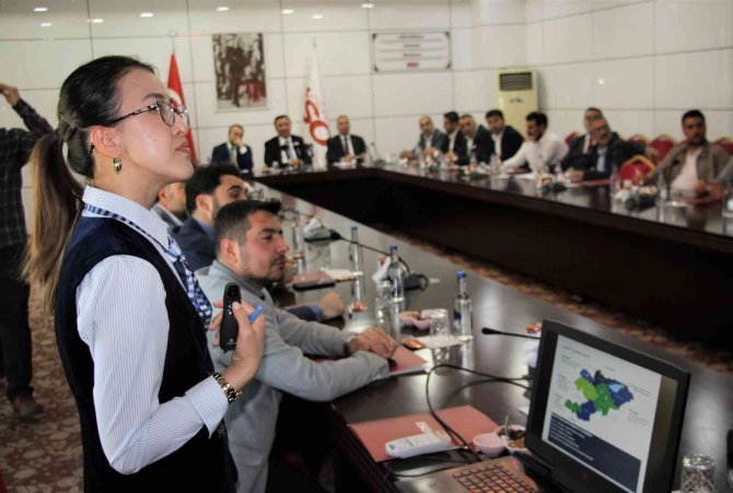 Elazığ’da, Kırgızistan-türkiye İ̇ş Fırsatları Toplantısı Yapıldı