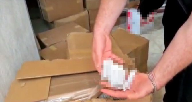 İ̇zmir’de Sigara Kaçakçılarına Operasyon: 4 Milyonu Aşkın Makaron Ele Geçirildi