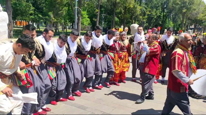 Kartallı Kadınların El Emeği Ürünleri Yörük Türkmen Festivali’nde Sergilendi
