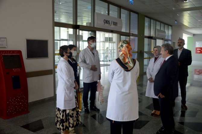 Benli’den Hemşirelere Ziyaret