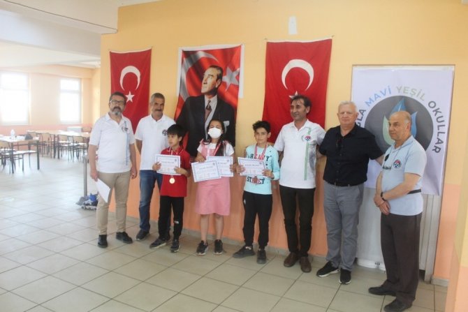 Köyceğiz’de Mavi Yeşil Okullar Projesi Satranç Turnuvası Tamamlandı
