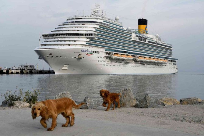 Kuşadası Belediyesi’nden Kruvaziyer Mesaisi