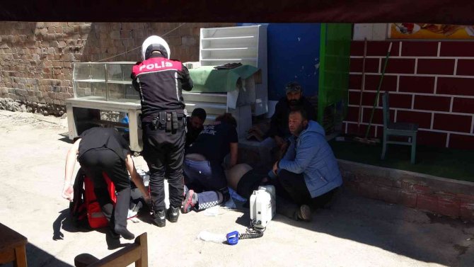 Tartıştığı Husumetlisine Kurşun Yağdırdı: 1 Ölü, 1 Yaralı