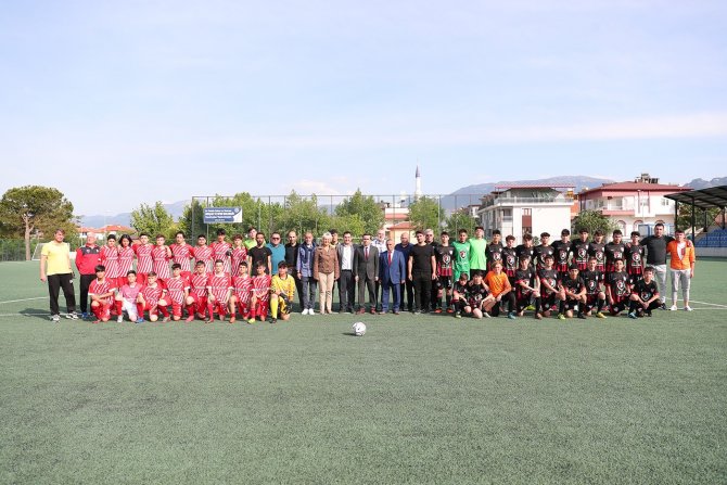 Merkezefendi’de 19 Mayıs Gençlik Futbol Turnuvası Başladı