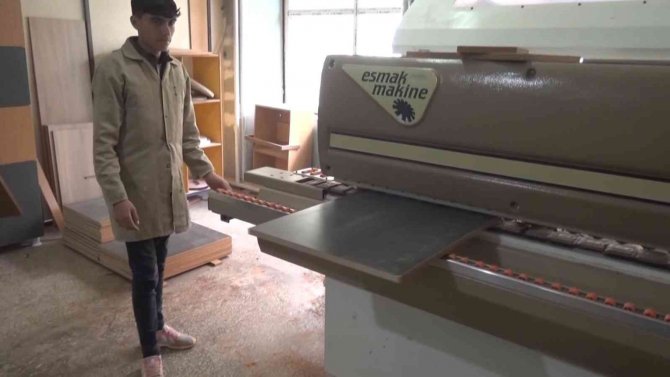 Muş’taki Okullar İçin Mobilya Üretimi