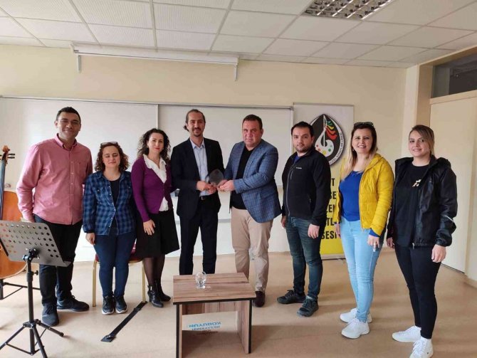 Nevü Öğretim Üyeleri Müzikli Söyleşi Gerçekleştirdi