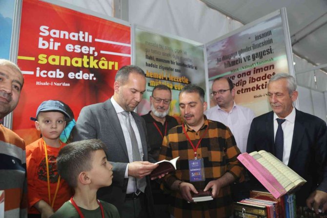 Niğde Belediyesi Kitap Fuarı Açtı