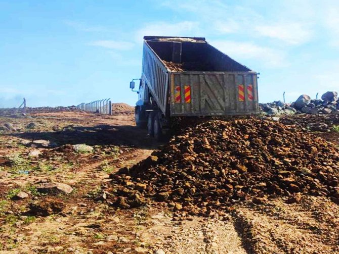 Siverek Kırsalında Yol Yapım Çalışmalarına Hız Verildi