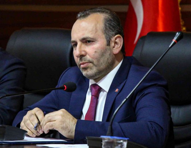 Yalova Belediye Başkan Vekili Tutuk: “Belediye Hizmet Binasının Güçlendirilmesinden Tarafım”