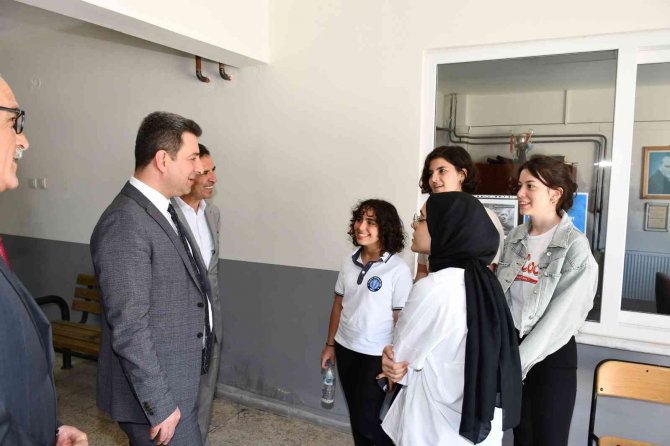 Arifiye’de Spor Salonu Yenilendi