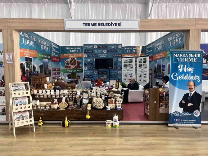 Samsunlular Yenikapı’da Memleket Hasretlerini Giderdi