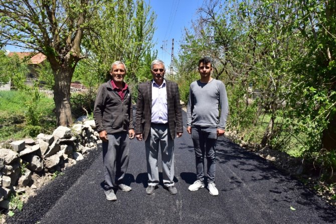 Demirci Sokak Sıcak Asfalta Kavuştu