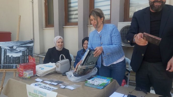 Elektronik Atıklar Geri Dönüşüme Kazandırılıyor