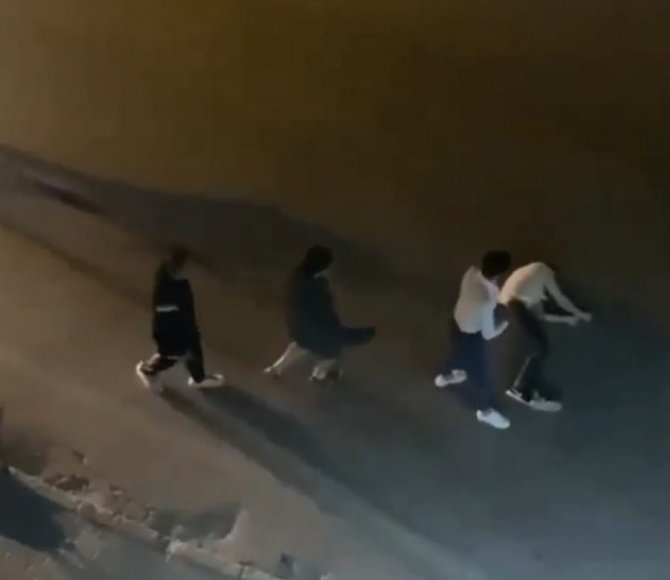 Kavgaya Tutuştuğu Şahsı Tek Yumrukla Bayılttı