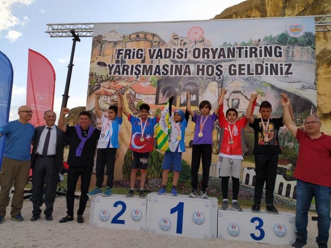 İ̇nönü Belediyesi Oryantiring Takımı Madalyalara Doymuyor