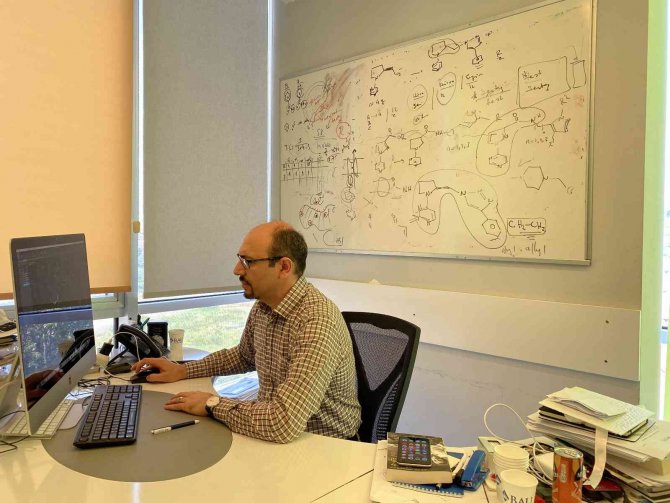 Bahçeşehir Üniversitesi Eczacılık Fakültesi Açıldı