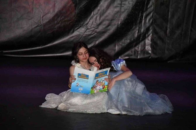 Gkv’den Muhteşem Müzikal