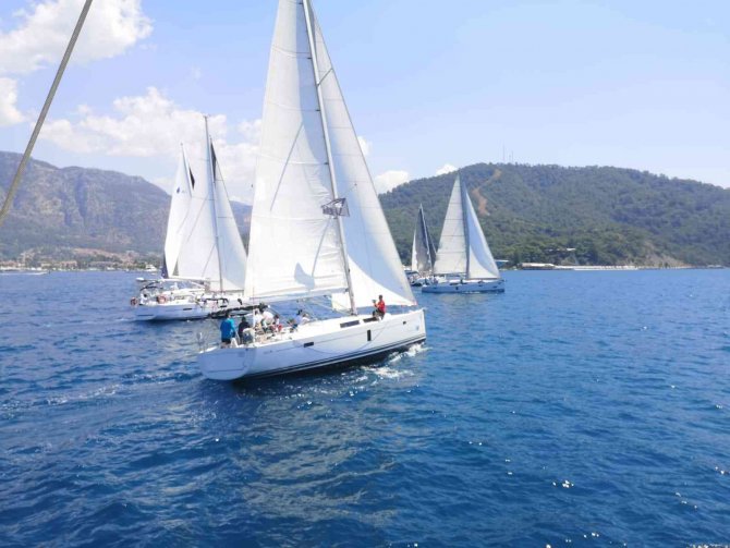 Fethiye’de Tekneler Atatürk Anısına Yarışıyor