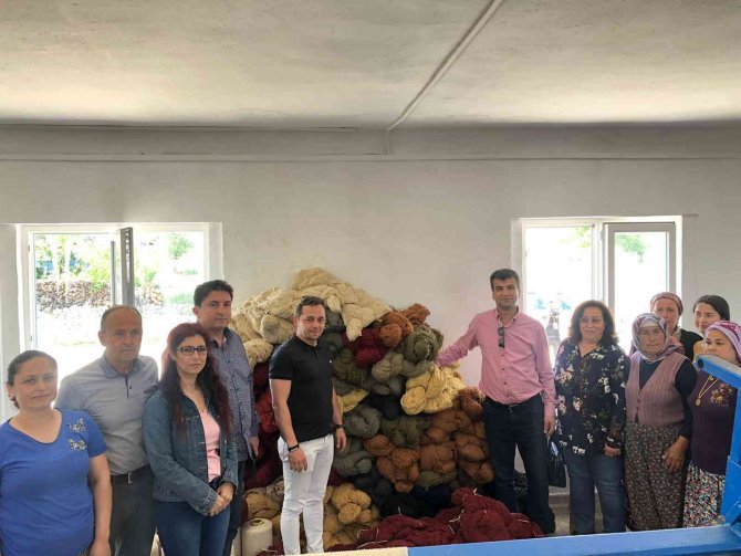 Akkovanlık İ̇lkokulu Milas Halısı Dokuma Ve Eğitim Merkezi’ne Dönüştürüldü