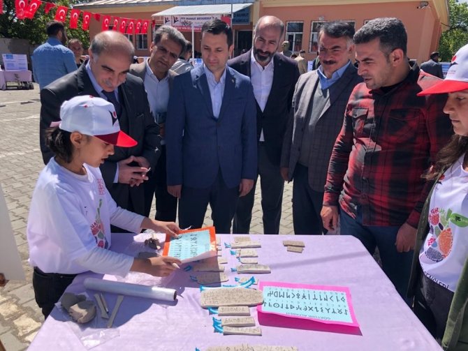 Kağızmanlı Genç Buluşçular Hünerlerini Sergiledi