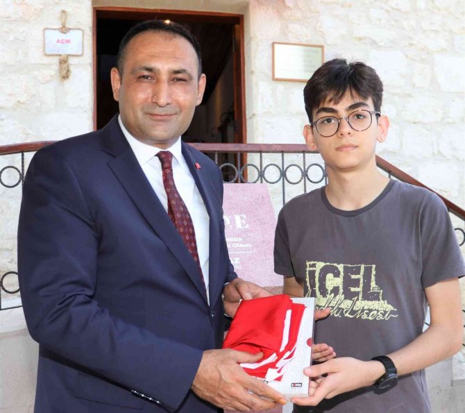 Başkan Yılmaz: “Amacımız Vatan, Millet Sevgisiyle Yetişmiş Bir Gençlik”