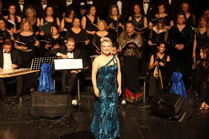 Suzidilden Gerdaniye’ye Konseri Beğeni Topladı