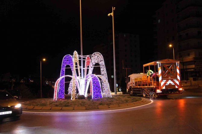 Talas’ın Yollarına Güven Ve Konfor Çizgileri