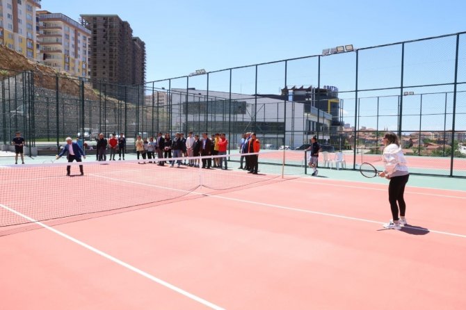 Battalgazi’deki Spor Sahaları Cuma Günü Açılıyor