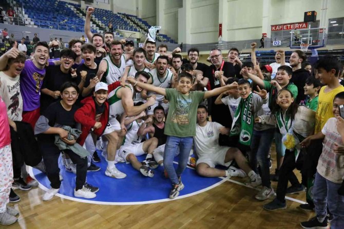 Sakarya Büyükşehir Basketbol Dolu Dizgin