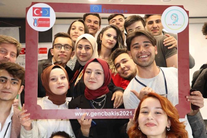 Ankara Gençlik Merkezleri Büyük Projelere İmza Atmaya Devam Ediyor