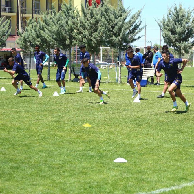 Yeni Malatyaspor Fenerbahçe Maçı Hazırlıklarını Sürdürdü
