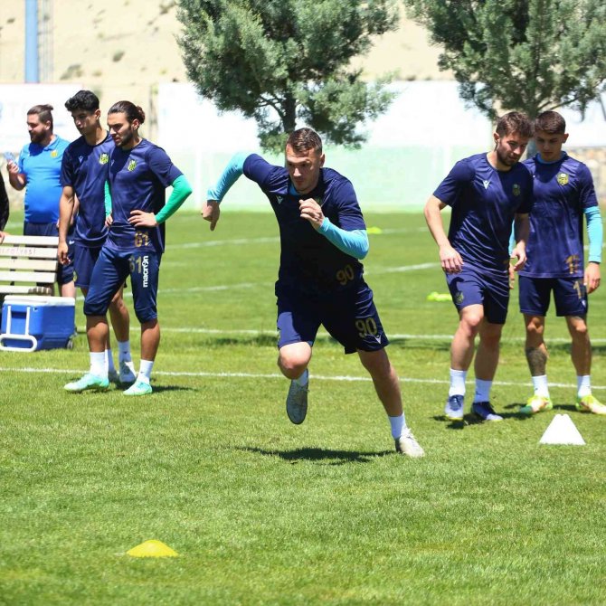 Yeni Malatyaspor Fenerbahçe Maçı Hazırlıklarını Sürdürdü
