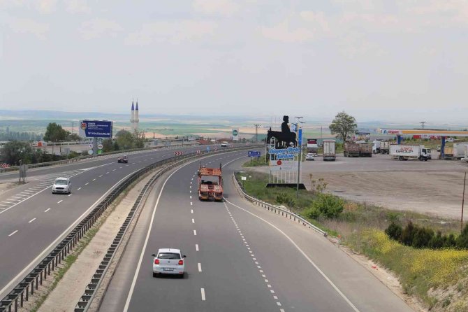 Sivrihisar’da Estetik Ve Modern Bir Çehre İçin Çalışmalar Devam Ediyor