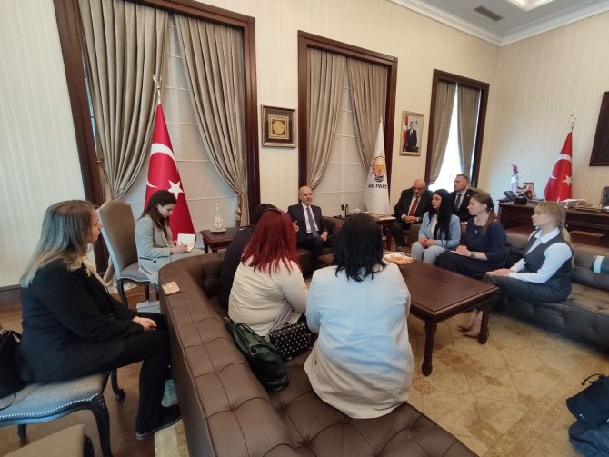 Ak Parti Genel Başkanvekili Kurtulmuş, Ukrayna Heyetini Kabul Etti