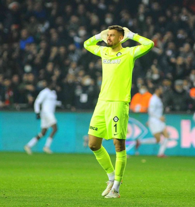 Altay: "Mateusz Lis, Sözleşmesini Tek Taraflı Feshederek Sözünü Tutmamıştır"