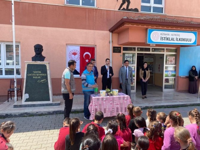 Altıntaş’ta "Bir Fide Bir Can" Projesi