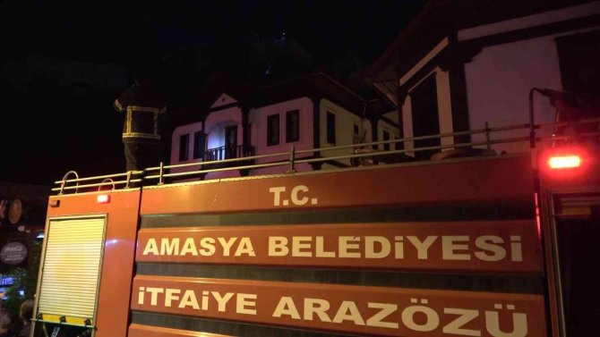 Amasya’da Kızlar Sarayı’nda Çıkan Yangın Söndürüldü