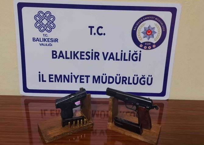 Balıkesir’de 69 Aranan Şahsa Gözaltı