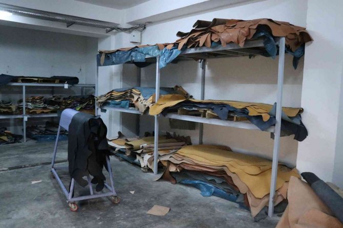 Türkiye’ye Ayakkabıyı Bu İlçe Giydiriyor