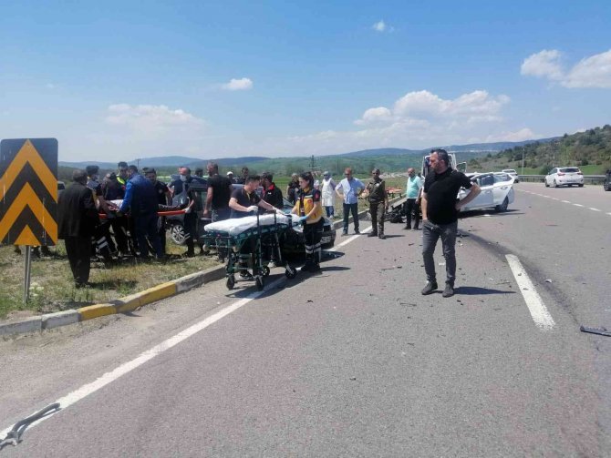 Bolu’da Trafik Kazası: 3 Yaralı