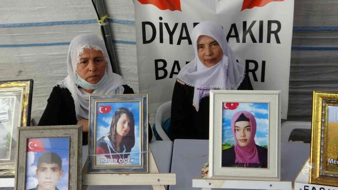 Ailelerin Kararlı Direnişine 989’uncu Gününde