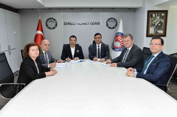 Vakıflara Yardım İçin Gelenlere Öncelikle İş İmkanı Sunulacak