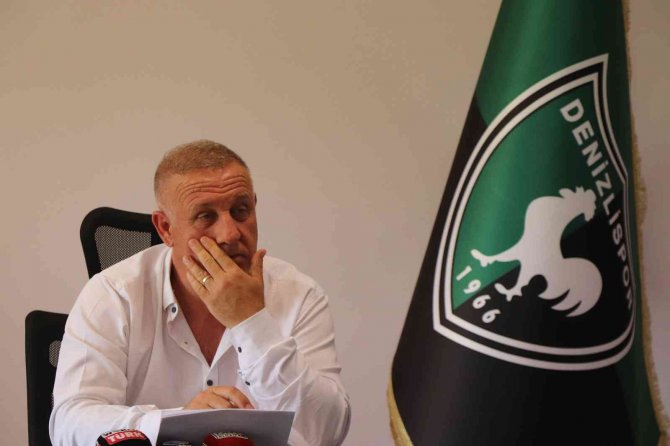 Denizlispor’u Lige Tutan Mesut Bakkal’dan Çağrı: "Bu Kadroyu Koruyun"