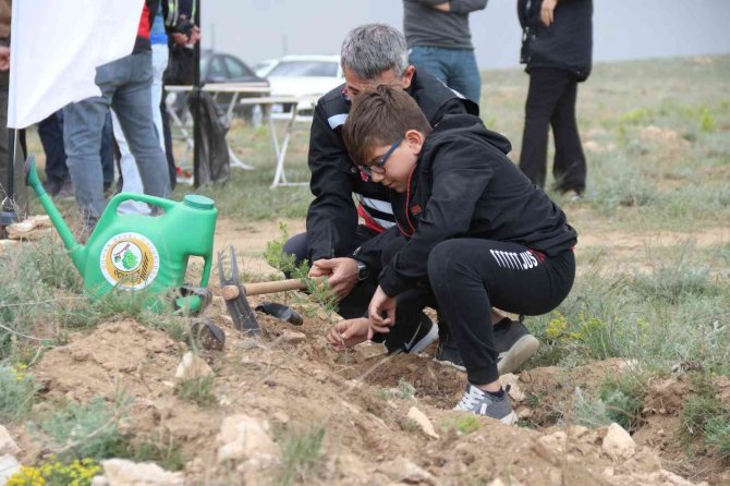 Motosiklet Tutkunlarından Yanan Ormanlar İçin Anlamlı Proje